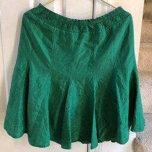 100% Pure silk Banana Republic skirt  in women